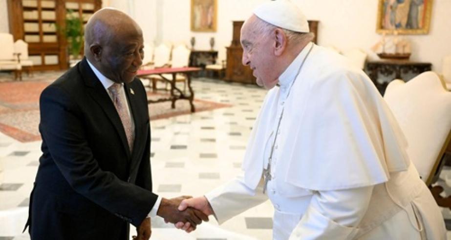 Pope Francis meets President Boakai