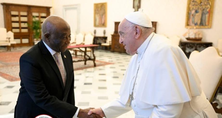 President Boakai Meets with His Holiness Pope Francis in the Vatican