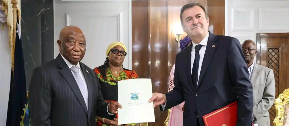 French Republic Envoy Presents Letters of Credence to President Boakai, Vows to Promote Franco-Liberian Interests